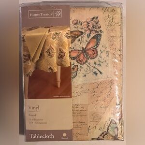 Home Trends Vinyl Tablecloth Round 70in. Butterflies (New)